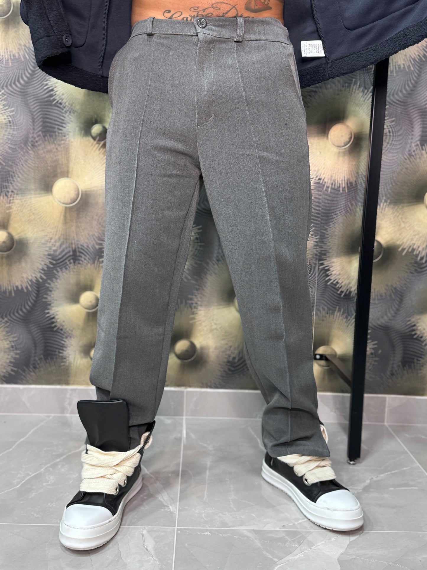 Pantalone con zip grigio